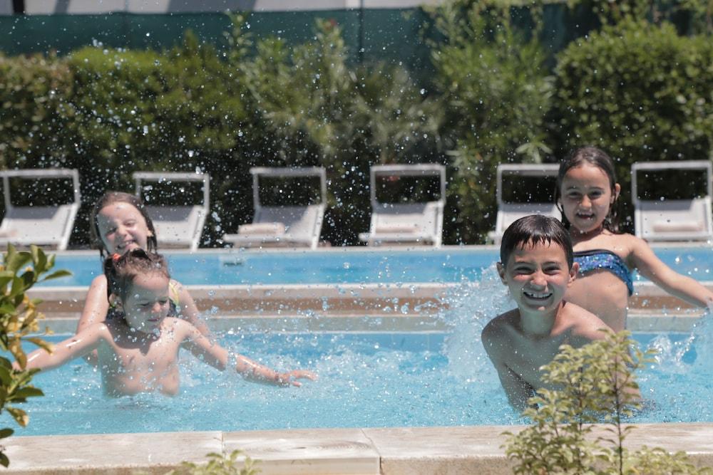Hotel Doge Milano Marittima Exteriér fotografie